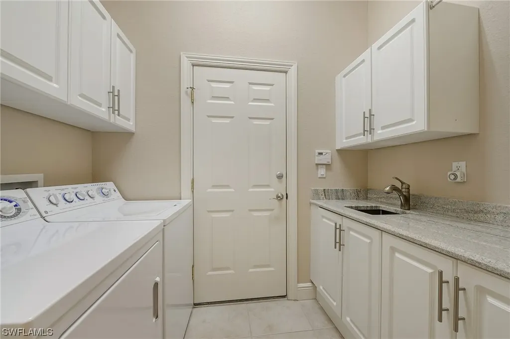 848 Villa Florenza Drive Naples FL 34119