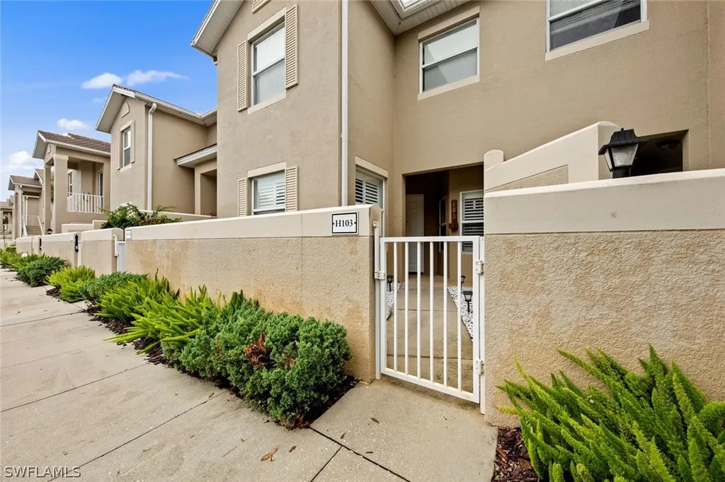 12100 Summergate Circle Fort Myers FL 33913