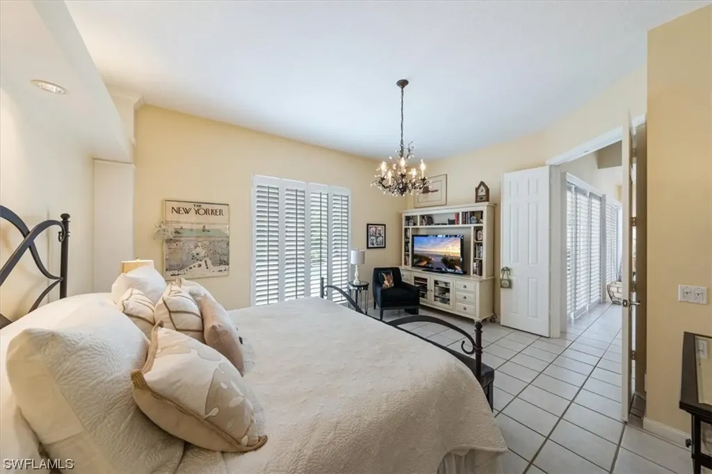 4450 Novato Court Naples FL 34109