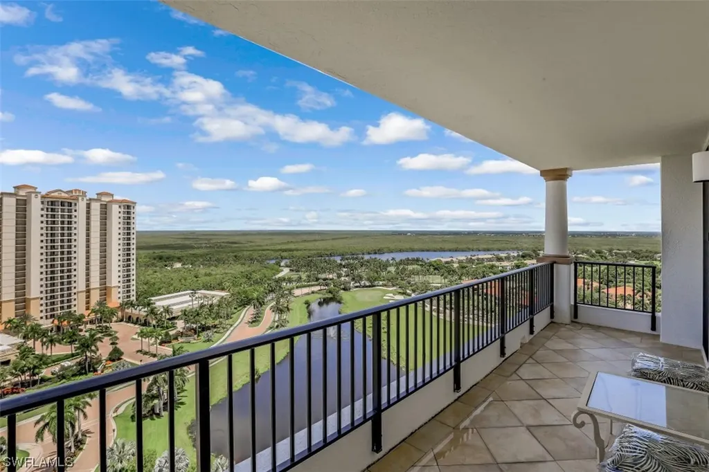 1060 Borghese Lane Naples FL 34114