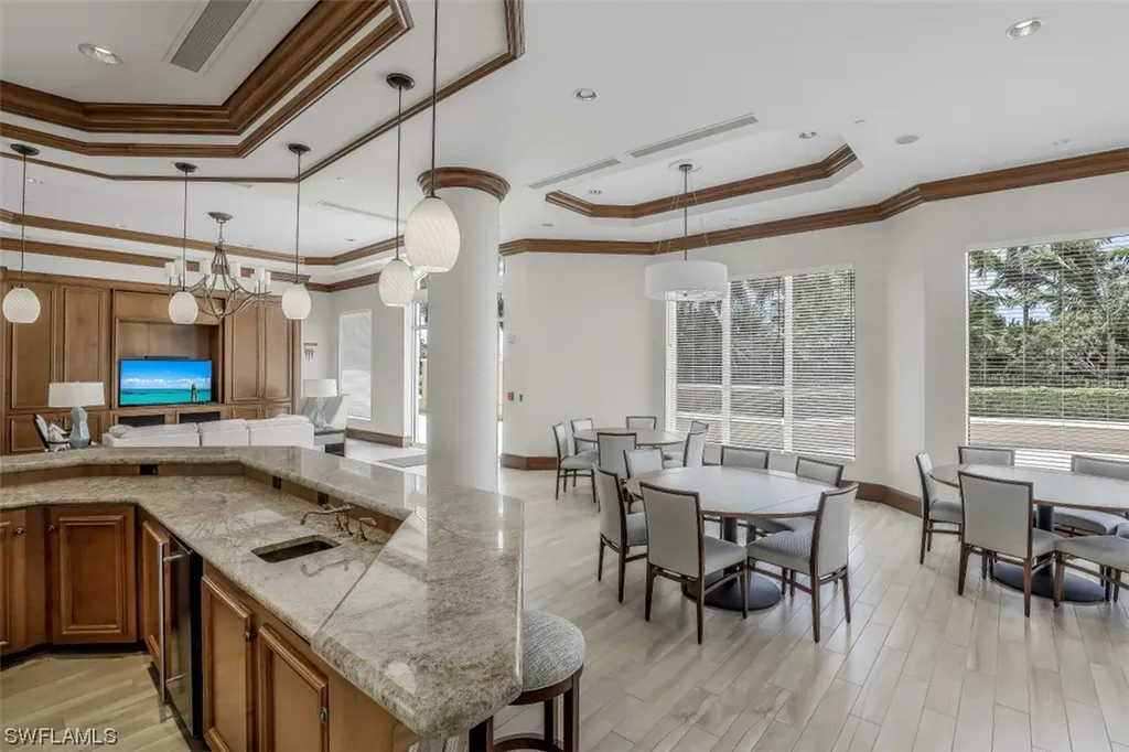 1060 Borghese Lane Naples FL 34114