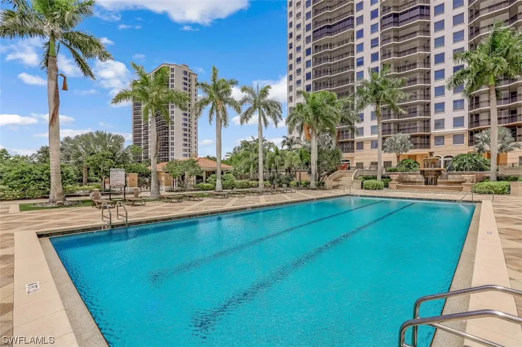 1060 Borghese Lane Naples FL 34114