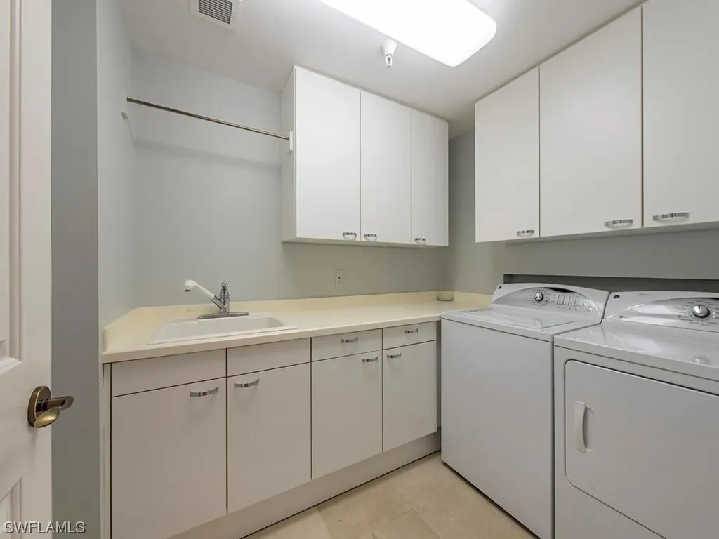 8473 Bay Colony Drive Naples FL 34108