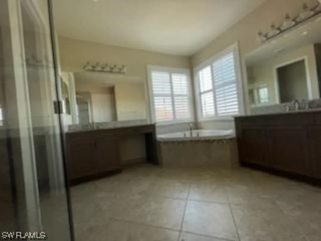 13669 Mandarin Circle Naples FL 34109