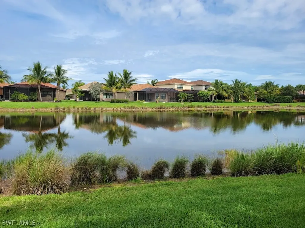 13669 Mandarin Circle Naples FL 34109