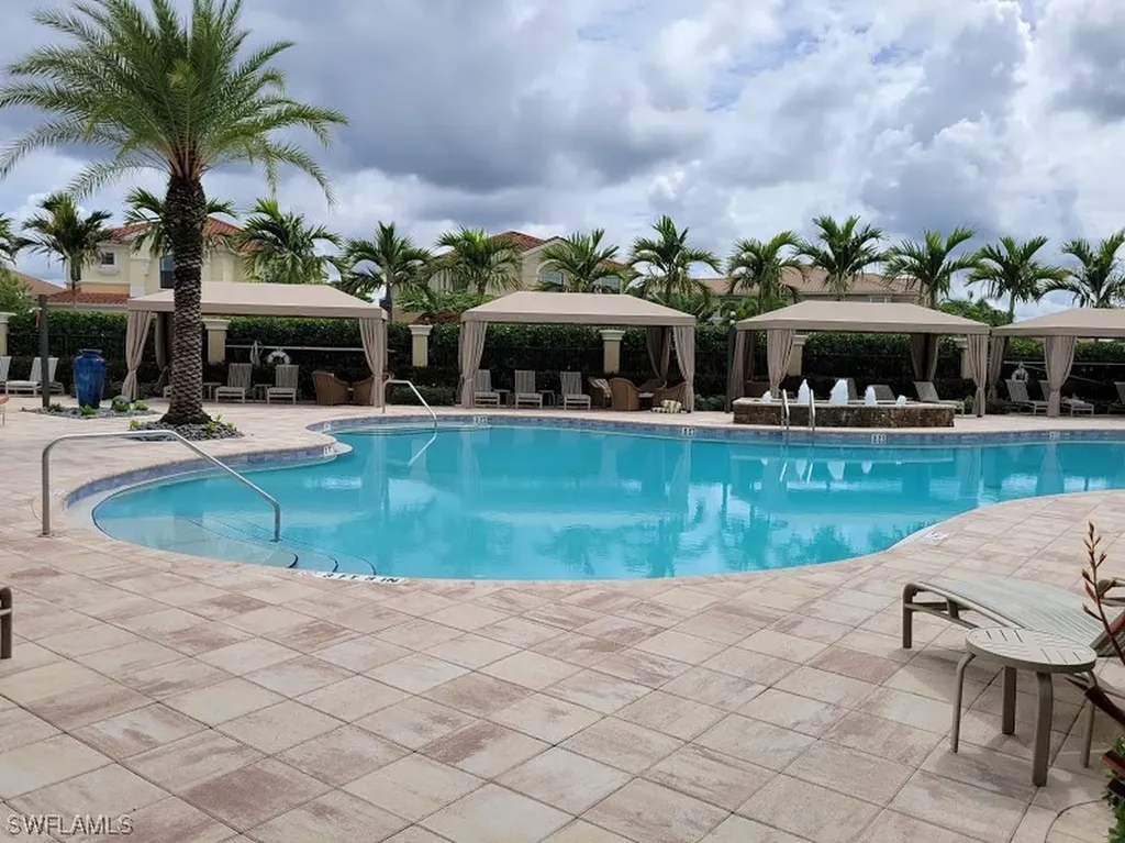 13669 Mandarin Circle Naples FL 34109
