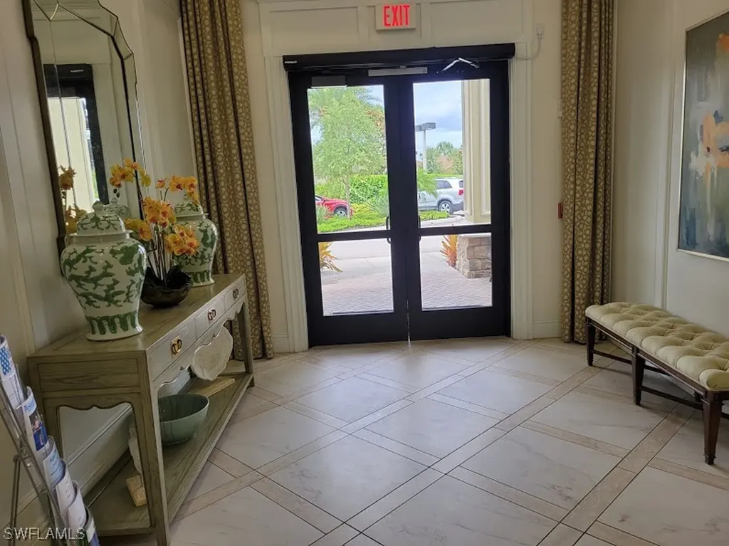 13669 Mandarin Circle Naples FL 34109
