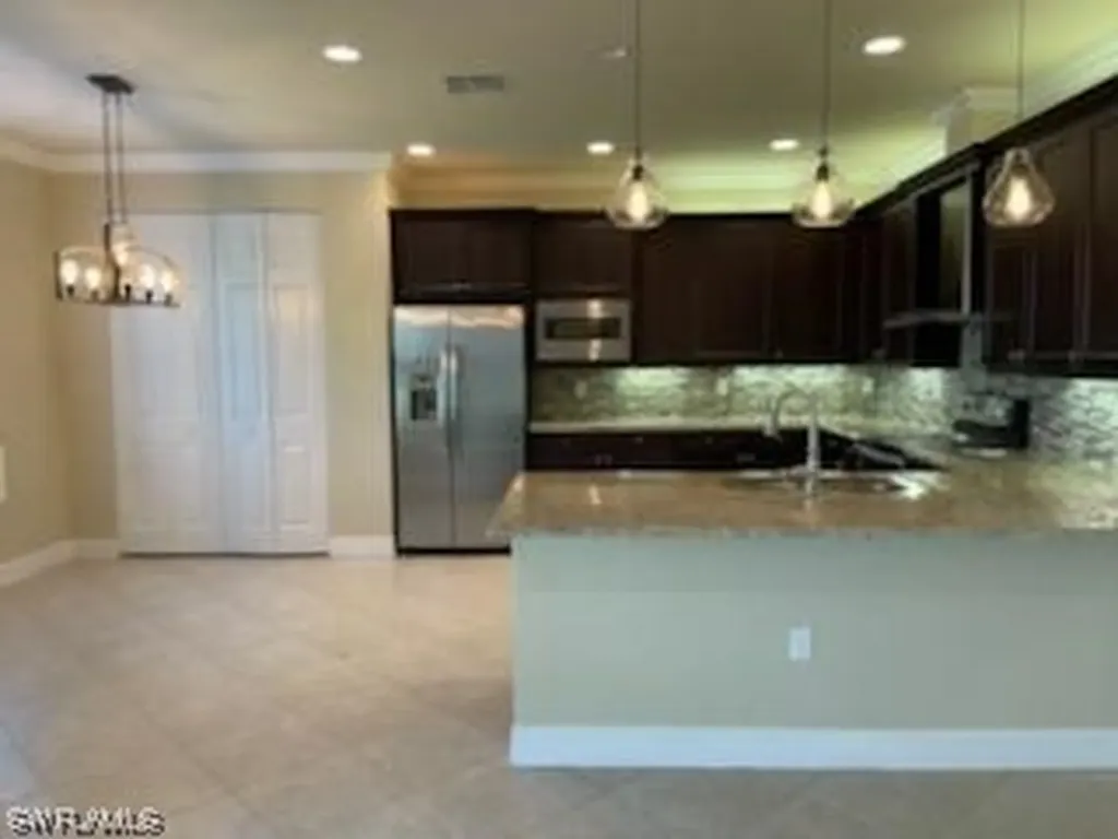 13669 Mandarin Circle Naples FL 34109