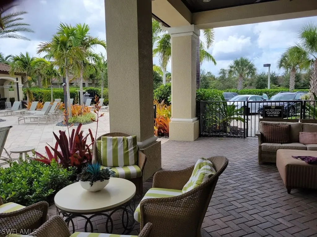 13669 Mandarin Circle Naples FL 34109
