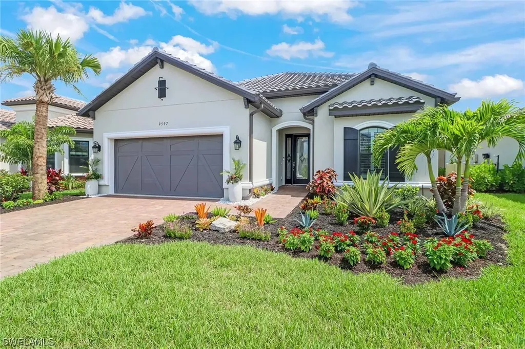 9597 Montelanico Loop Naples FL 34119