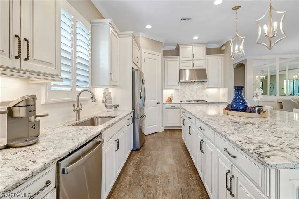 9597 Montelanico Loop Naples FL 34119