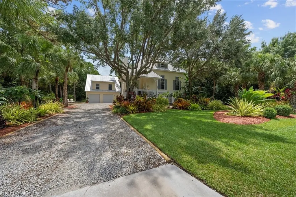 10916 Parnu Street Naples FL 34109