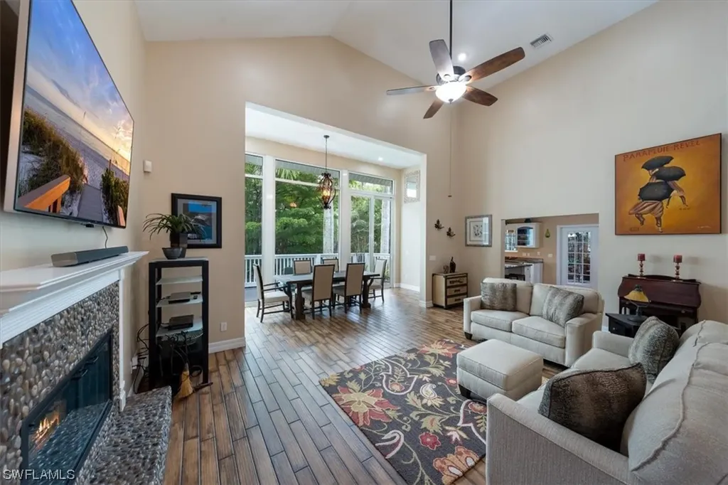 10916 Parnu Street Naples FL 34109