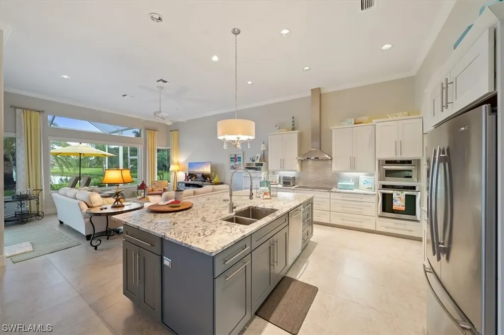 2078 Imperial Circle Naples FL 34110