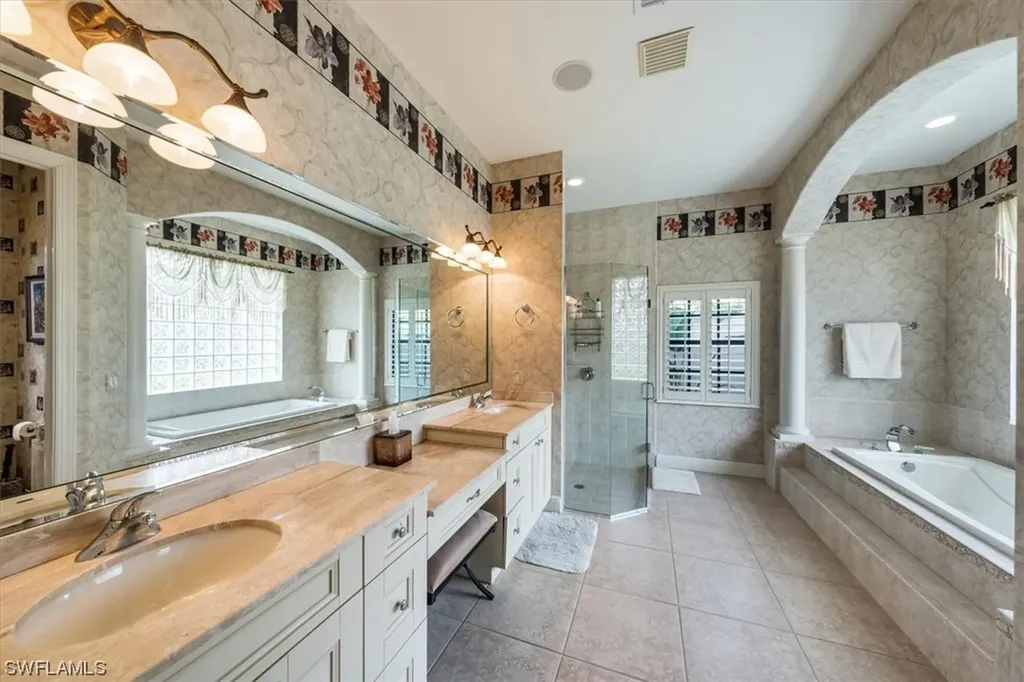10980 Phoenix Way Naples FL 34119