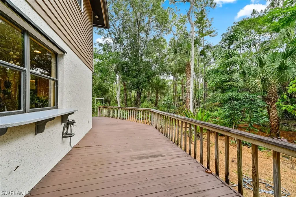 4971 Sycamore Drive Naples FL 34119