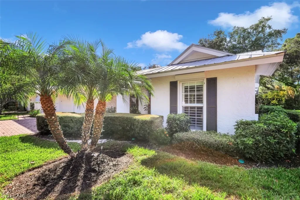 4736 West Boulevard Naples FL 34103