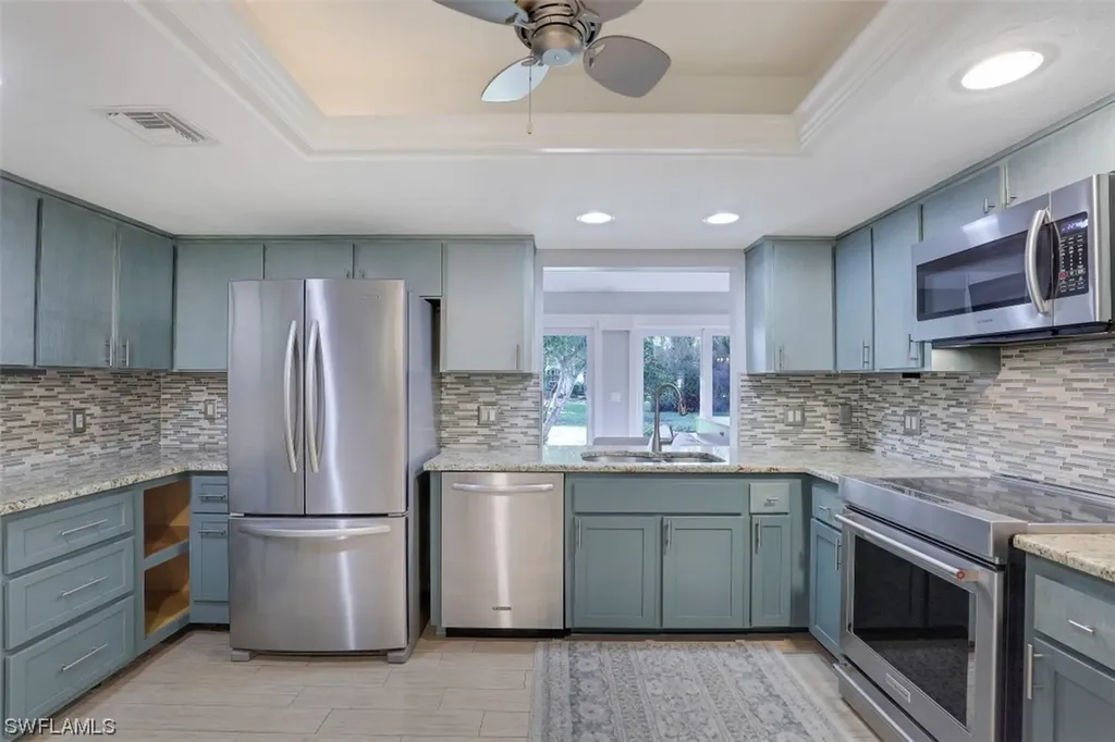 4736 West Boulevard Naples FL 34103