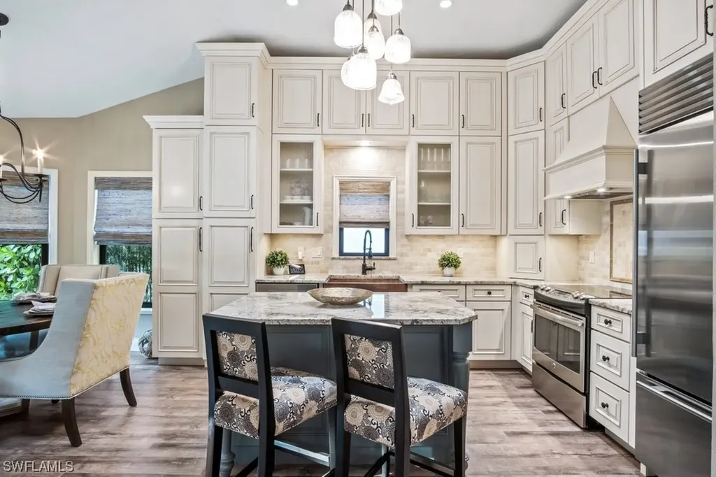 7619 San Sebastian Way Naples FL 34109