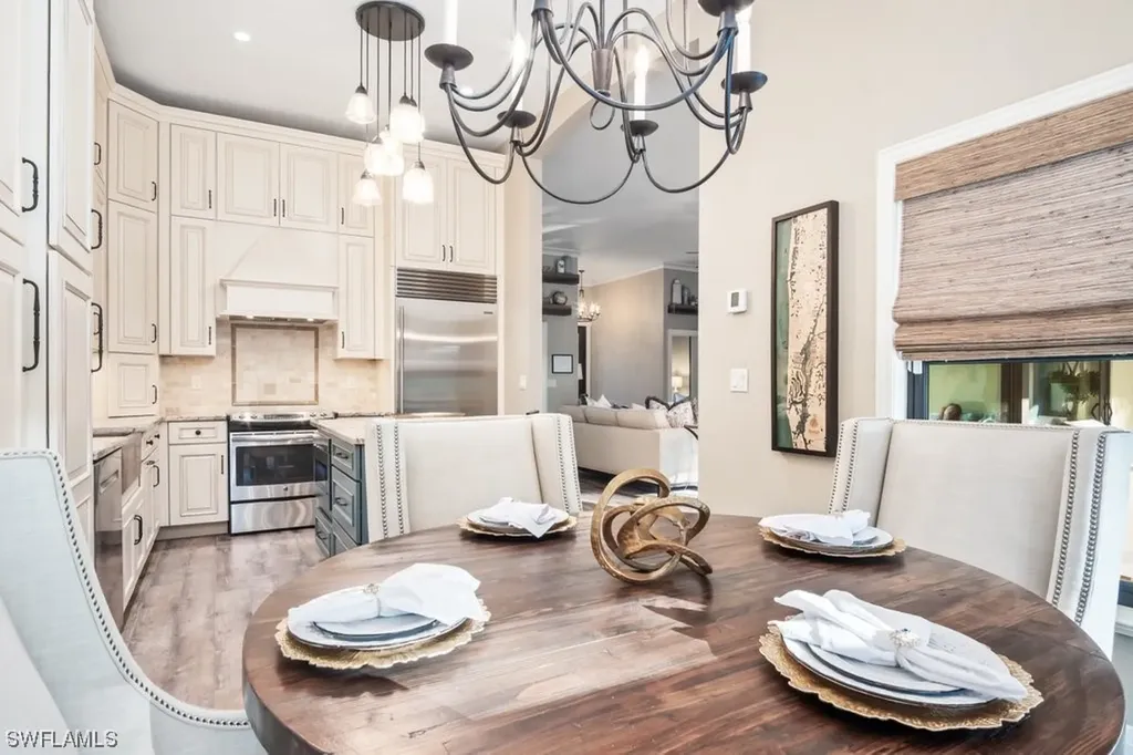 7619 San Sebastian Way Naples FL 34109