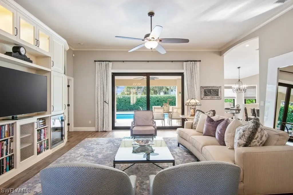 7619 San Sebastian Way Naples FL 34109