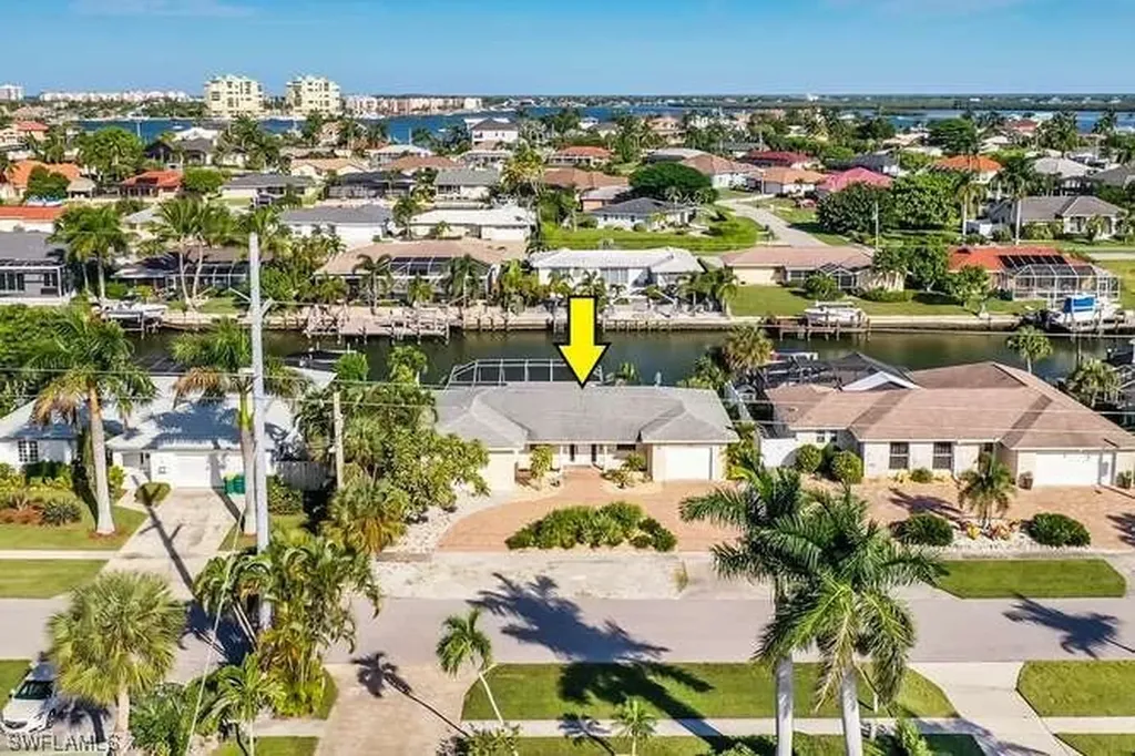 1140 Martinique Court Marco Island FL 34145