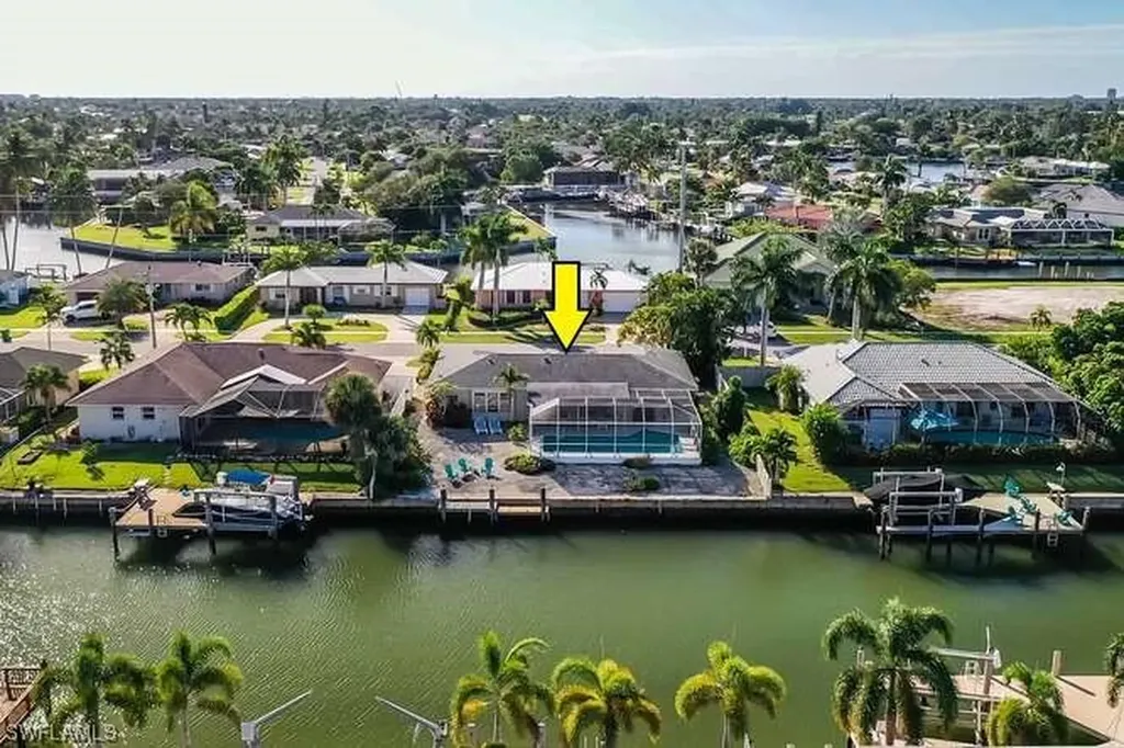 1140 Martinique Court Marco Island FL 34145