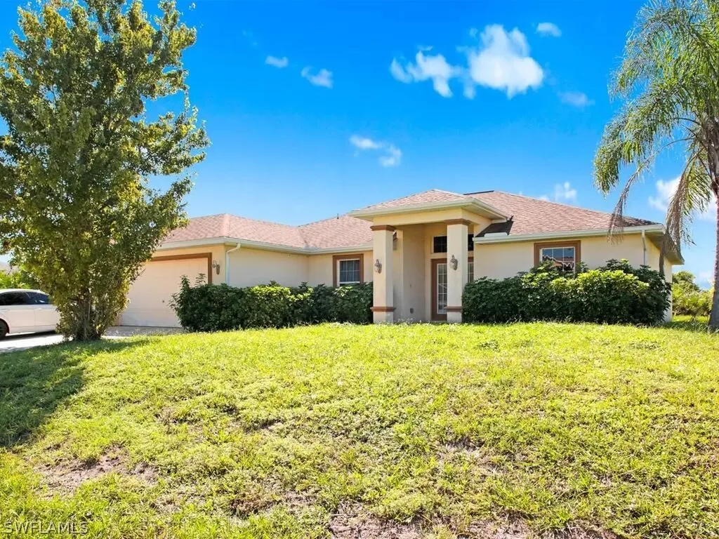 3017 13th Street SW Lehigh Acres FL 33976
