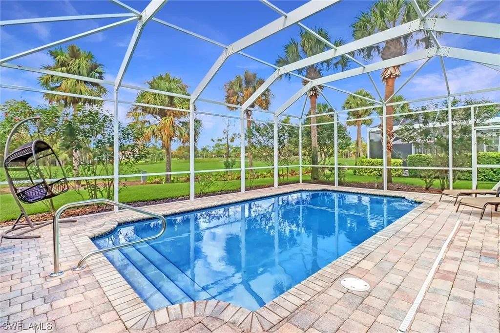 8657 Gleneagle Way Naples FL 34120