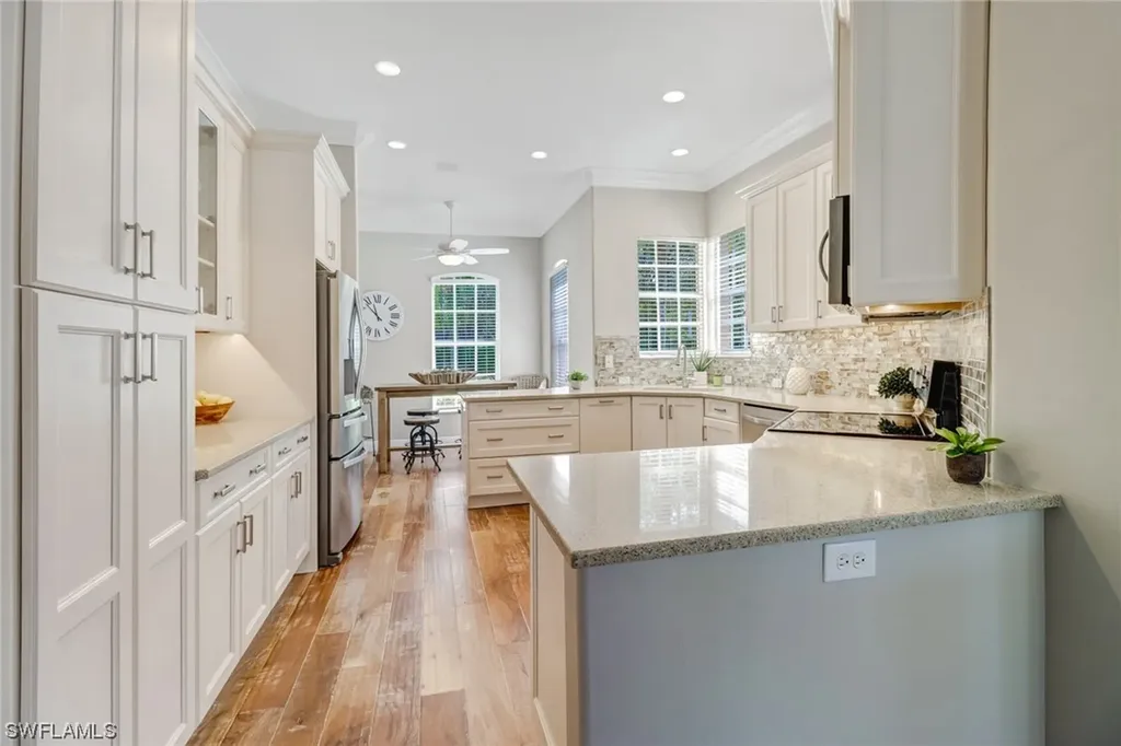 8657 Gleneagle Way Naples FL 34120
