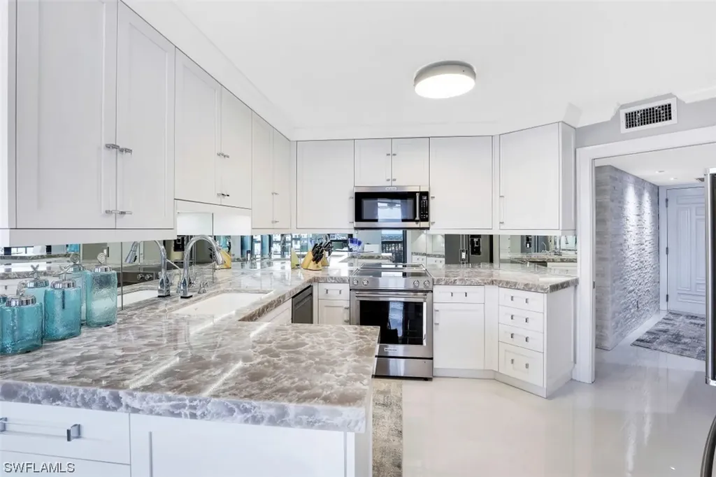4551 Gulf Shore Boulevard N Naples FL 34103