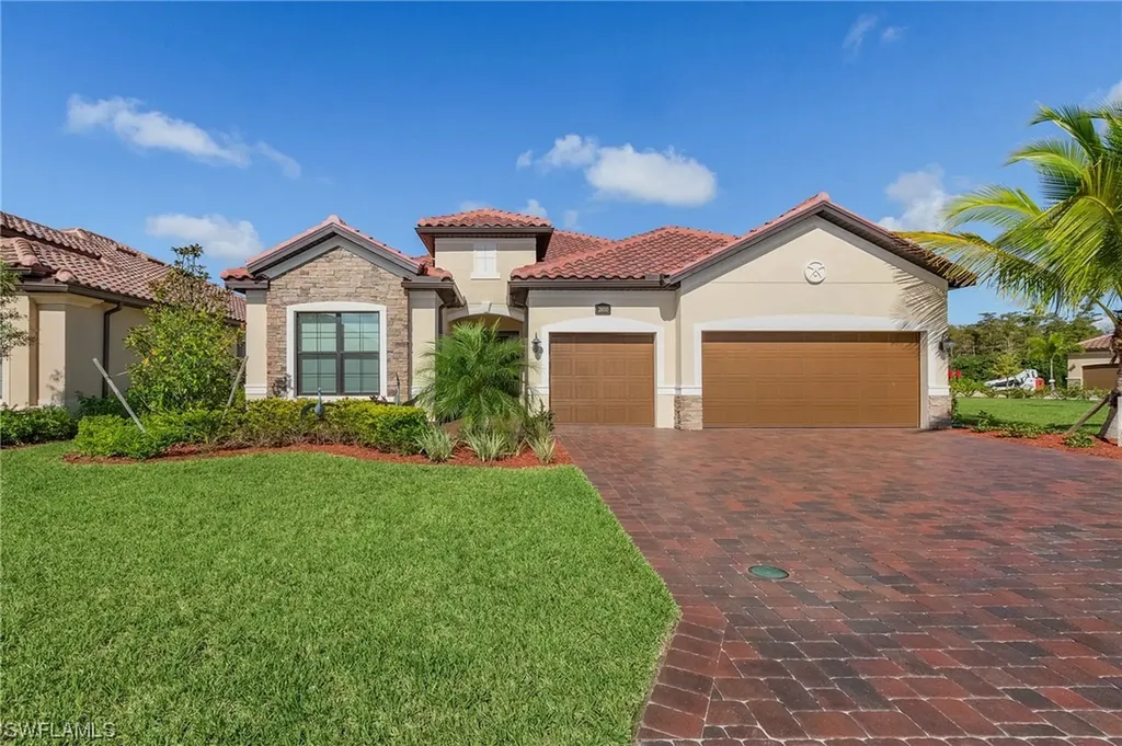 Bonita Springs FL, 28010 Wicklow Court