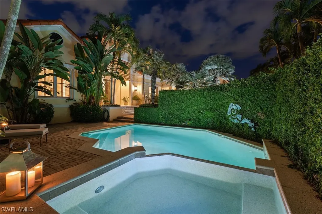 4820 Gulf Shore Boulevard N Naples FL 34103