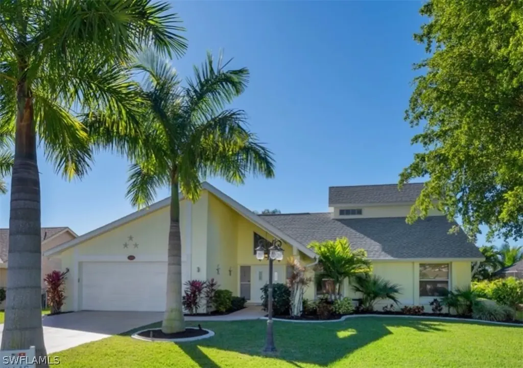 704 SW 53rd Terrace Cape Coral FL 33914
