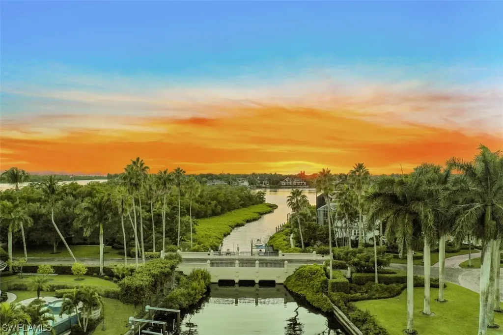 1480 Gulfstar Drive S Naples FL 34112