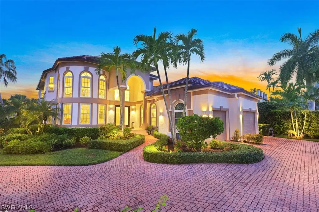 1480 Gulfstar Drive S Naples FL 34112
