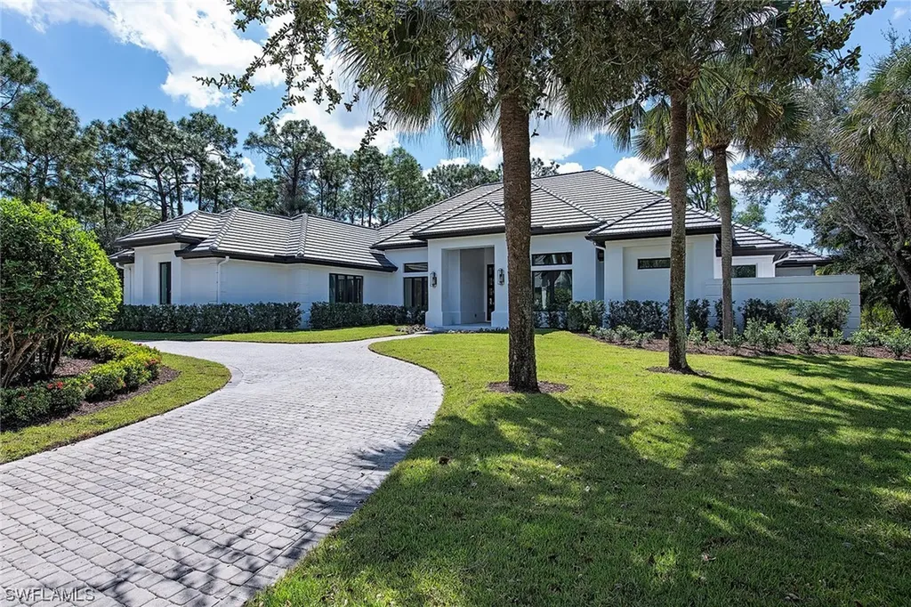 2700 Buckthorn Way Naples FL 34105