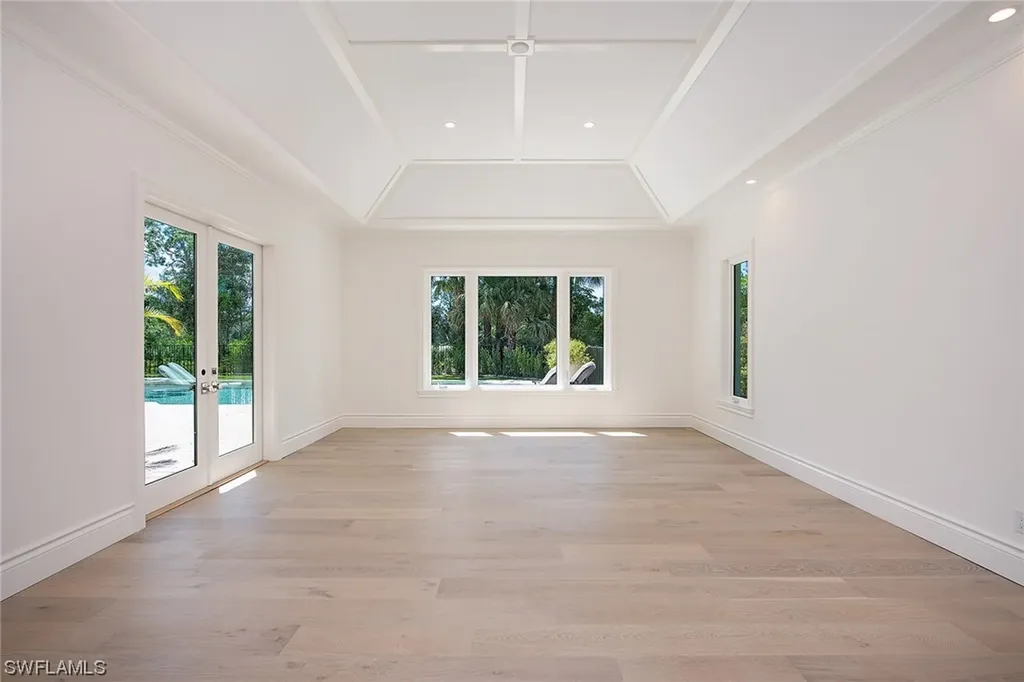2700 Buckthorn Way Naples FL 34105