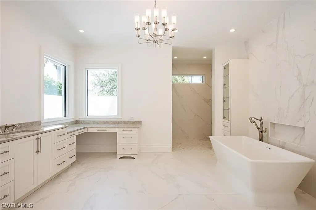 2700 Buckthorn Way Naples FL 34105