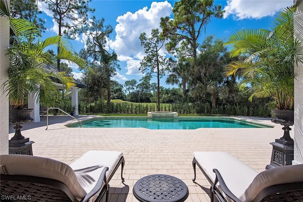 2700 Buckthorn Way Naples FL 34105