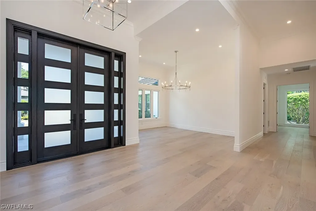 2700 Buckthorn Way Naples FL 34105