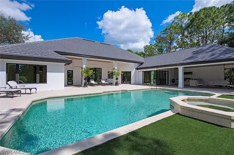 2700 Buckthorn Way Naples FL 34105