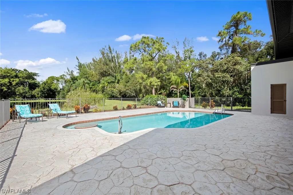 15450 Sweetwater Court Fort Myers FL 33912