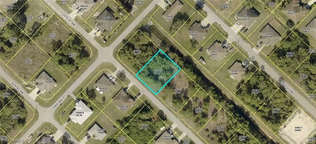 5240/5242 29th Street SW Lehigh Acres FL 33973