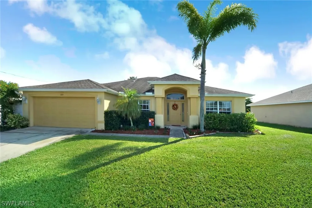 1327 NW 8th Place Cape Coral FL 33993