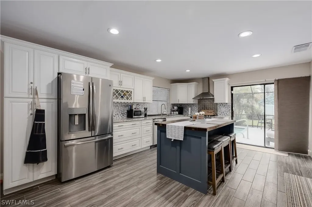 1154 SE 13th Street Cape Coral FL 33990