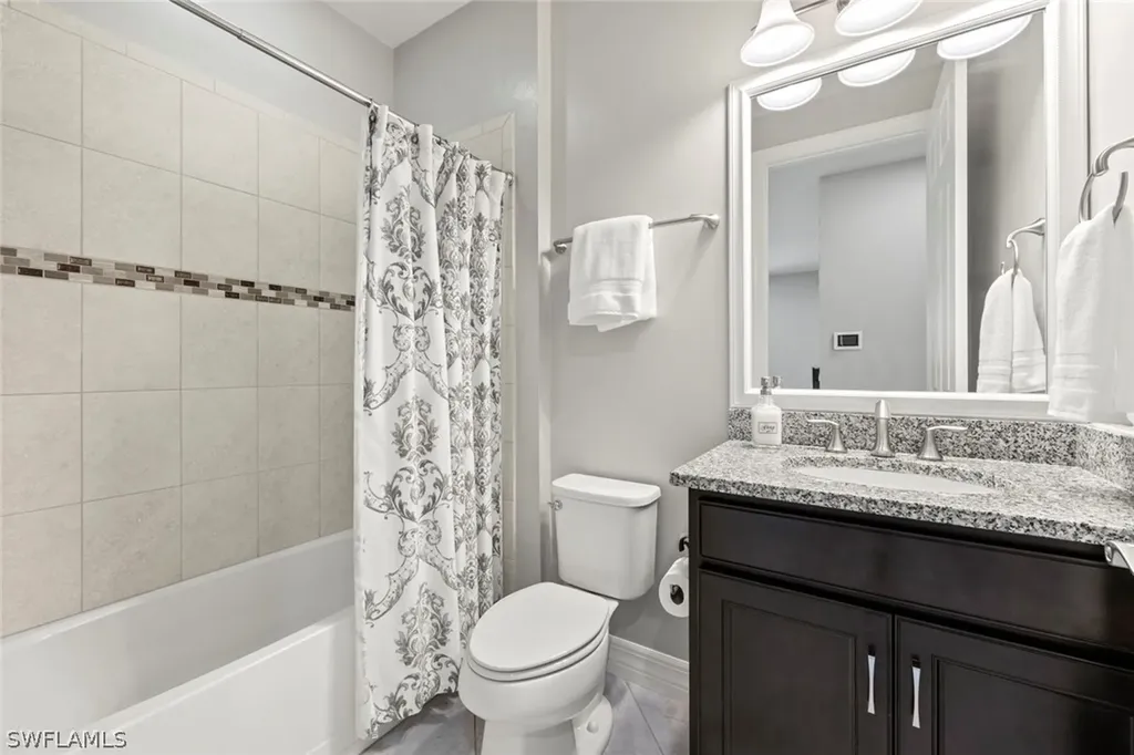 10947 Glenhurst Street Fort Myers FL 33913