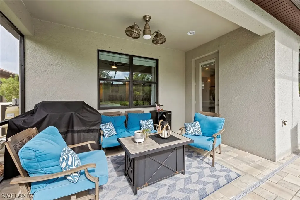 10947 Glenhurst Street Fort Myers FL 33913