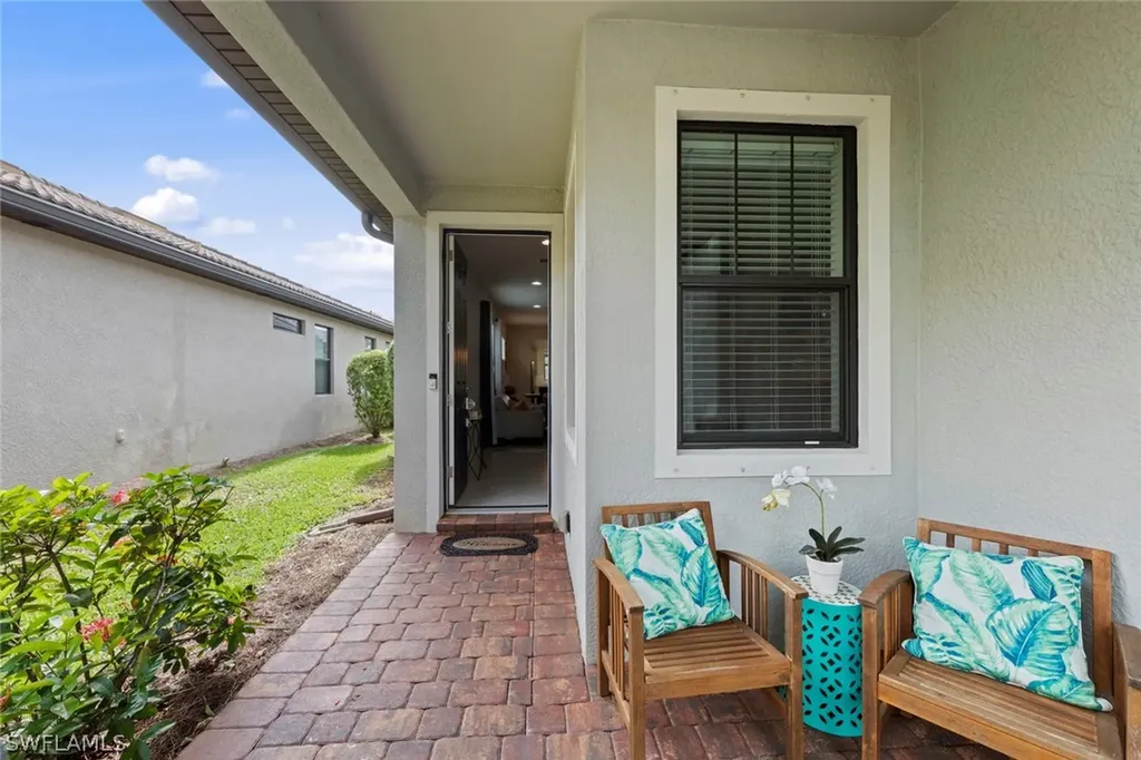 10947 Glenhurst Street Fort Myers FL 33913