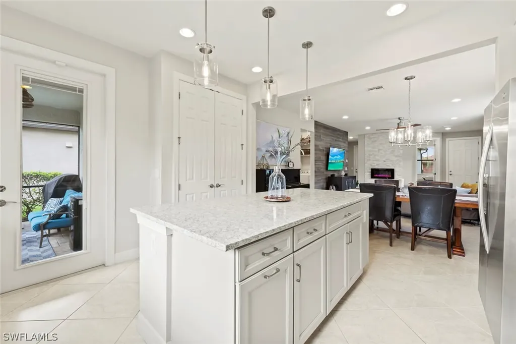 10947 Glenhurst Street Fort Myers FL 33913